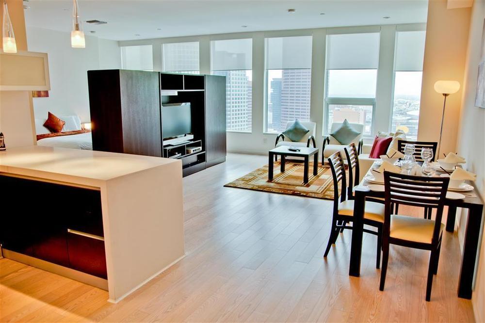 Tenten Wilshire - Official Los Angeles Room photo